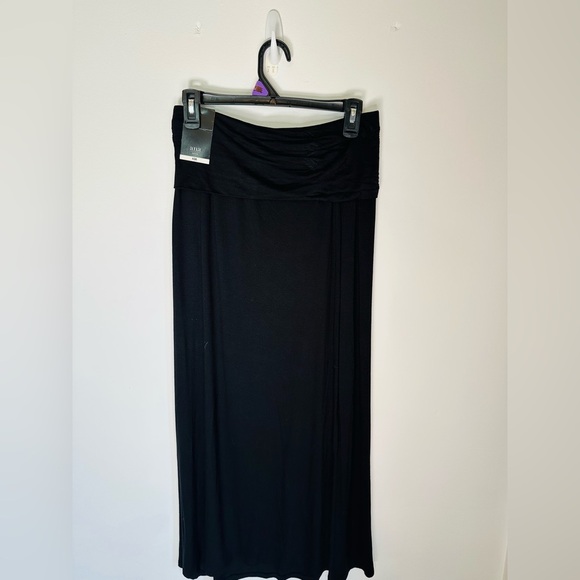 a.n.a Dresses & Skirts - NWT A.N.A. Knit Maxi Skirt